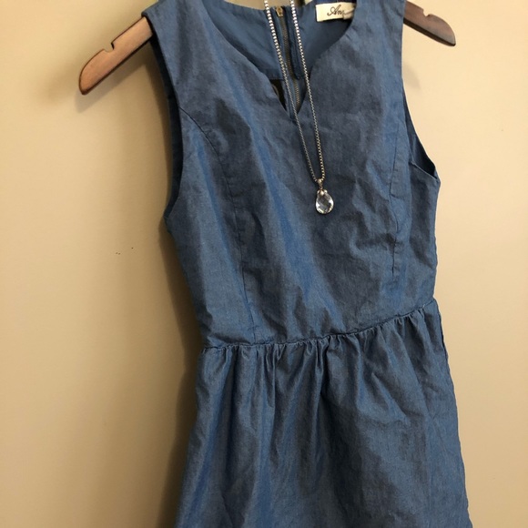 Cutout Denim Dress😍 See Photos - Picture 2 of 8